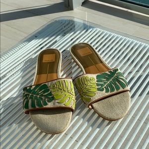 Dolce vita monstera slides size 8.5